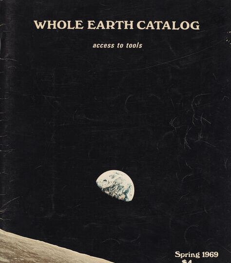 The Rise and Fall of Earthrise